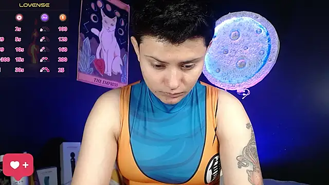 girl intense444 online show from November 28, 3:12 pm