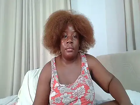 Snapshot of Deliciousgal chatting on June 13, 12:52 am Deliciousgal online show from June 13, 12:52 am