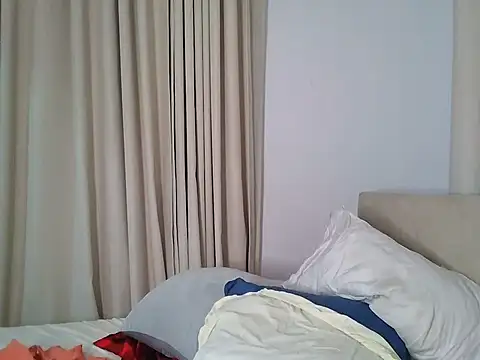 Snapshot of Deliciousgal chatting on July 1, 6:19 pm Deliciousgal online show from July 1, 6:19 pm