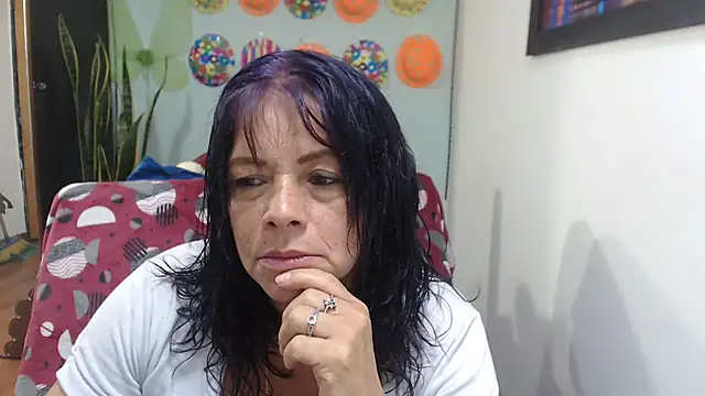 sexytitshot126 online show from June 25, 7:41 pm