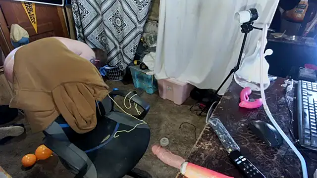 Snapshot of sex4fun_21 chatting on December 3, 12:12 am sex4fun 21 online show from December 3, 12:12 am