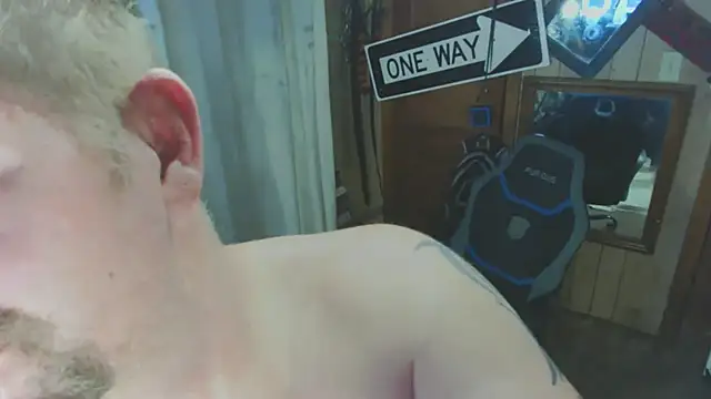 Snapshot of sex4fun_21 chatting on November 12, 11:36 am sex4fun 21 online show from November 12, 11:36 am