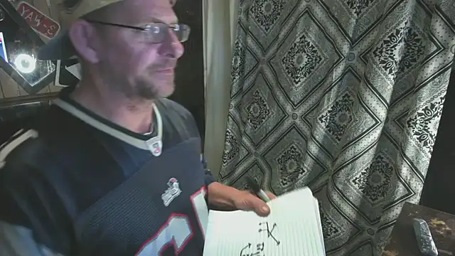 Snapshot of sex4fun_21 chatting on October 25, 12:50 pm sex4fun 21 online show from October 25, 12:50 pm