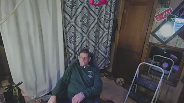 Snapshot of sex4fun_21 chatting on December 14, 8:09 am sex4fun 21 online show from December 14, 8:09 am