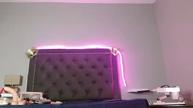 CharlotteLemke online show from March 26, 3:10 pm