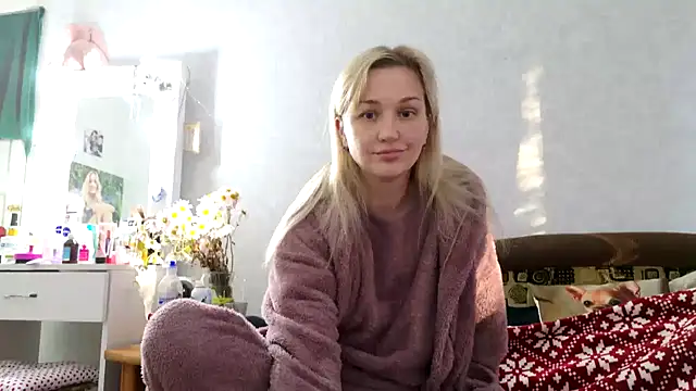 ModelEva online show from October 31, 12:57 pm