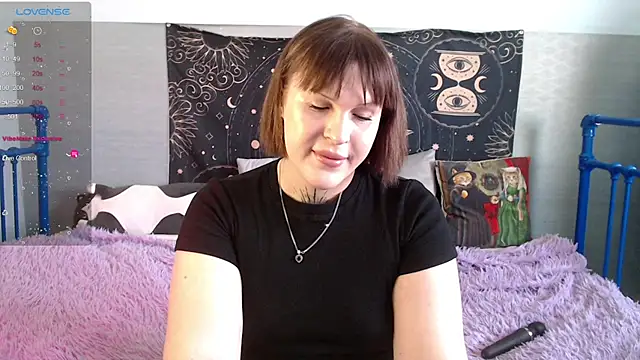 ivamayy online show from April 15, 8:42 am