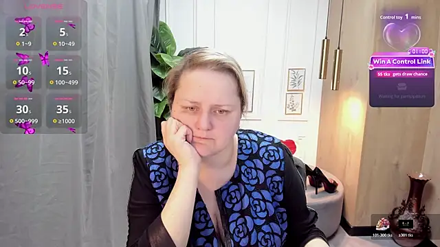ScarlettSoft online show from April 10, 5:25 am