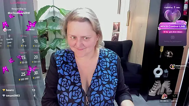 ScarlettSoft online show from July 11, 6:03 am