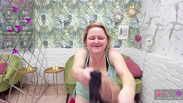 Snapshot of ScarlettSoft chatting on January 27, 5:25 am ScarlettSoft online show from January 27, 5:25 am