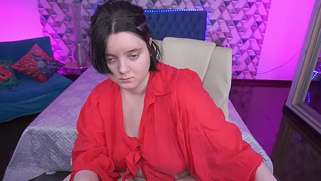 LittleShyy online show from May 30, 12:44 pm