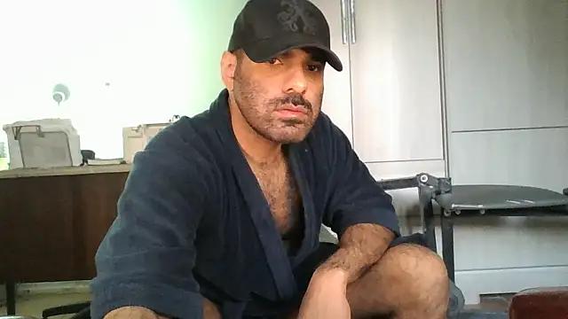 Snapshot of MILITARS chatting on September 13, 8:31 pm MILITARS online show from September 13, 8:31 pm