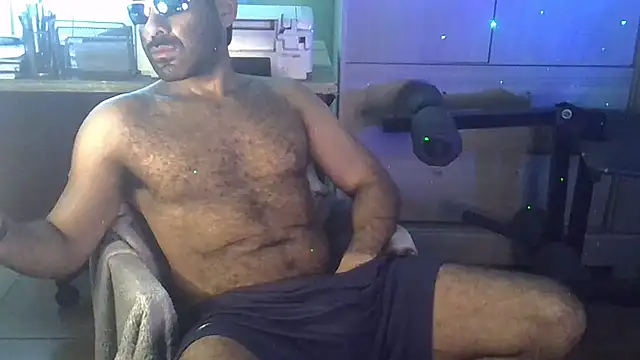 Snapshot of MILITARS chatting on October 11, 9:38 pm MILITARS online show from October 11, 9:38 pm