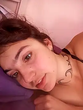 Blulilla69 online show from December 16, 10:08 am