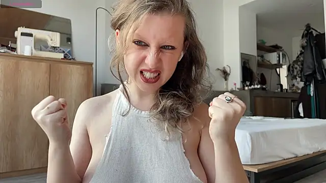 Hairy Coraline online show from December 28, 8:48 am