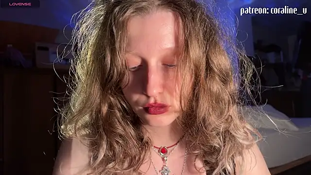 Hairy Coraline online show from February 7, 4:03 pm