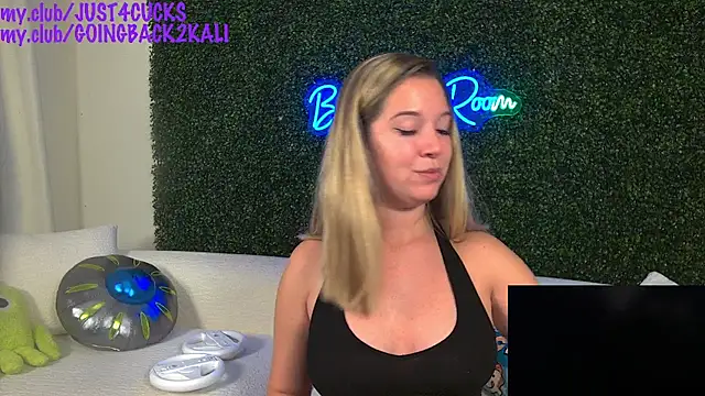 boomboomr00m online show from September 25, 2:28 am