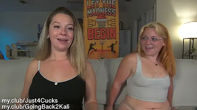 boomboomr00m online show from March 28, 10:33 pm