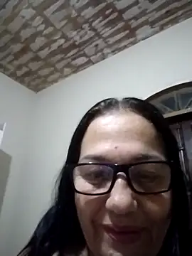 Snapshot of catdool chatting on February 22, 1:33 am catdool online show from February 22, 1:33 am