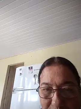 Snapshot of catdool chatting on September 12, 12:27 pm catdool online show from September 12, 12:27 pm