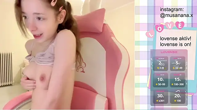 Snapshot of musananax chatting on November 24, 11:16 pm musananax online show from November 24, 11:16 pm