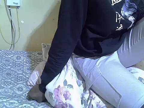 Snapshot of EbonyMina_ chatting on November 26, 9:53 am EbonyMina online show from November 26, 9:53 am