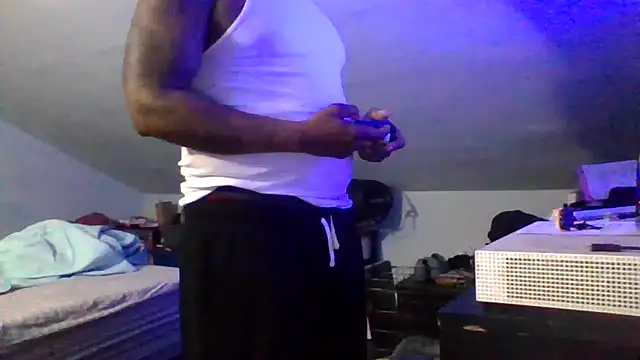 Snapshot of ReeferMadness59 chatting on June 20, 3:22 am ReeferMadness59 online show from June 20, 3:22 am