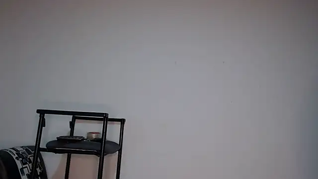 Snapshot of hardrock982 chatting on November 6, 1:59 pm hardrock982 online show from November 6, 1:59 pm