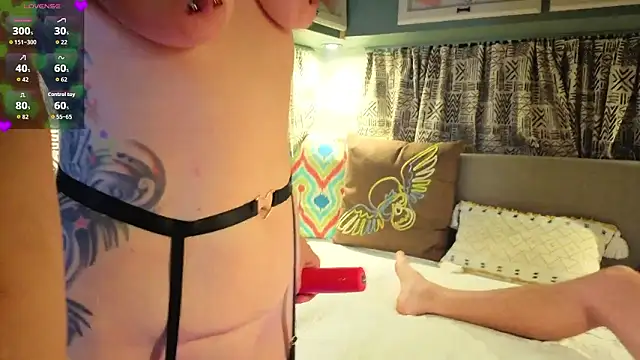 BEASTintheBEAUTY online show from March 21, 7:07 pm