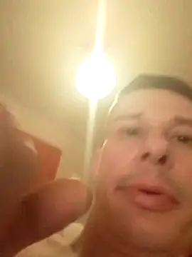 Snapshot of TJEMOKA chatting on November 8, 3:10 am TJEMOKA online show from November 8, 3:10 am