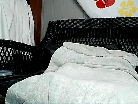 HungHawaiian808xh online show from April 17, 3:09 am