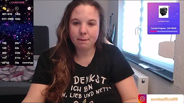 Snapshot of AureliaWinter chatting on October 30, 6:55 am AureliaWinter online show from October 30, 6:55 am