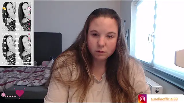 Snapshot of AureliaWinter chatting on November 5, 7:22 am AureliaWinter online show from November 5, 7:22 am