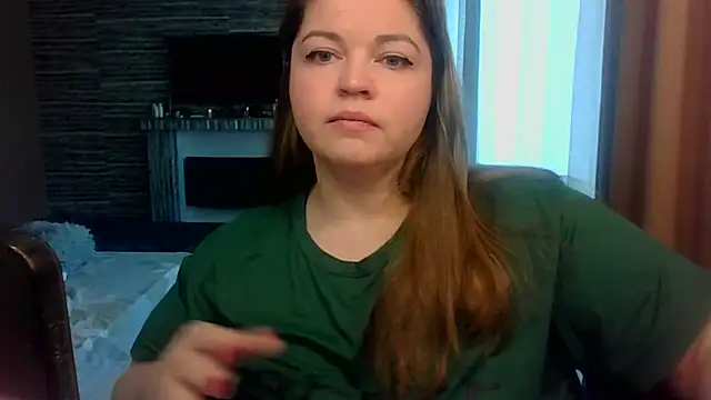 cute  cherry online show from April 5, 10:11 am