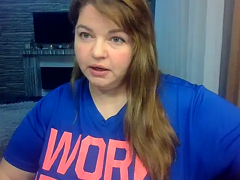 cute  cherry online show from April 4, 7:53 pm