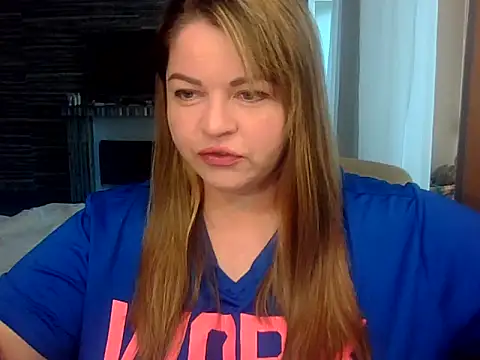 cute  cherry online show from May 20, 6:32 am