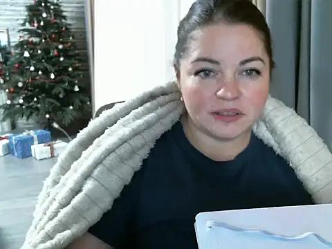Snapshot of cute__cherry chatting on January 14, 7:43 pm cute  cherry online show from January 14, 7:43 pm