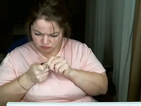 Snapshot of cute__cherry chatting on January 15, 8:56 pm cute cherry online show from January 15, 8:56 pm