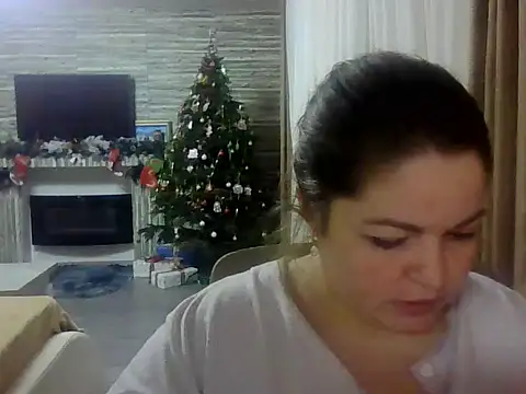 Snapshot of cute__cherry chatting on January 13, 5:39 pm cute cherry online show from January 13, 5:39 pm