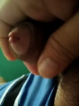 Snapshot of Rubens2431 chatting on March 7, 8:58 pm Rubens2431 online show from March 7, 8:58 pm