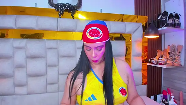 bigass monic online show from June 28, 2:51 am