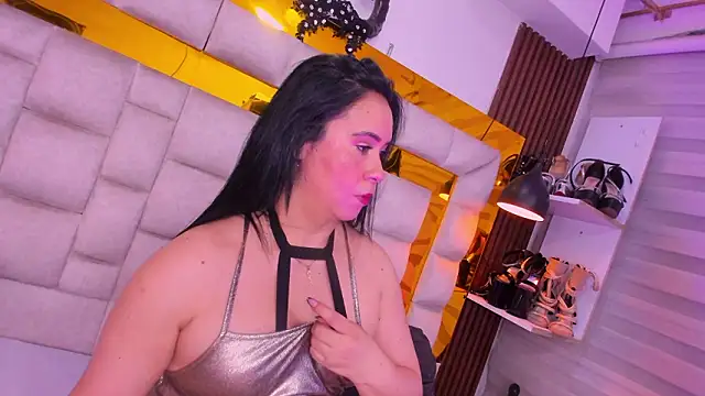 bigass monic online show from March 15, 3:02 am