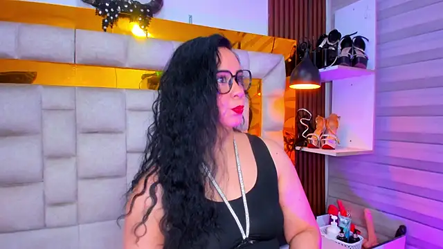 bigass monic online show from June 30, 2:22 am