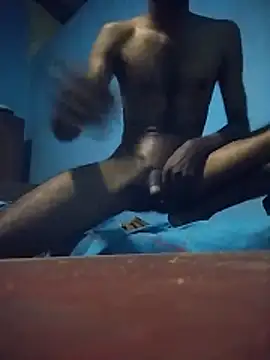 Snapshot of Erangajayawardana chatting on November 13, 10:35 pm Erangajayawardana online show from November 13, 10:35 pm