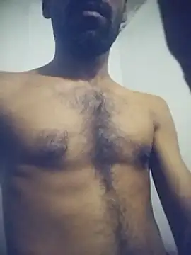 Snapshot of Erangajayawardana chatting on November 11, 1:17 pm Erangajayawardana online show from November 11, 1:17 pm