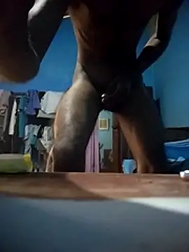 Snapshot of Erangajayawardana chatting on November 16, 1:54 am Erangajayawardana online show from November 16, 1:54 am