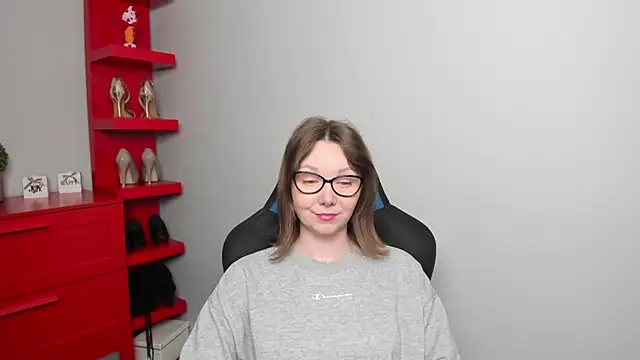 Cookie zoe online show from April 24, 5:31 am