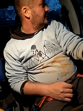 Snapshot of nemes2 chatting on December 2, 3:25 pm nemes2 online show from December 2, 3:25 pm