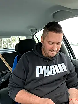 Snapshot of nemes2 chatting on November 23, 8:57 am nemes2 online show from November 23, 8:57 am