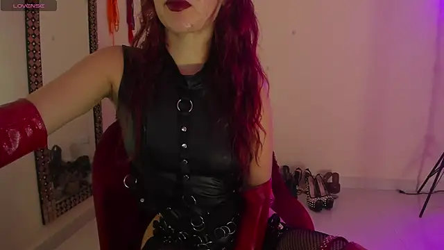 Cristina  Smith online show from February 6, 5:19 pm